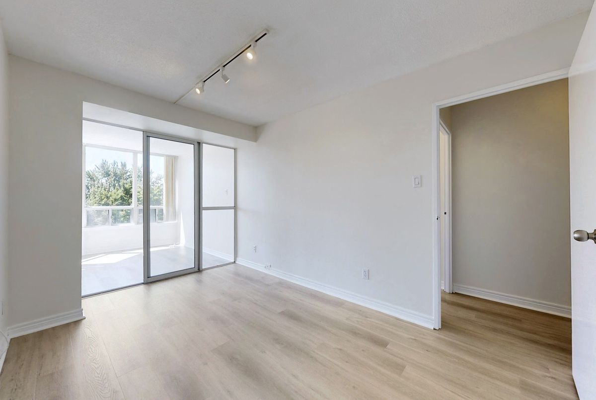 1131 Steeles Avenue W Toronto 1131 Steeles Avenue W Toronto