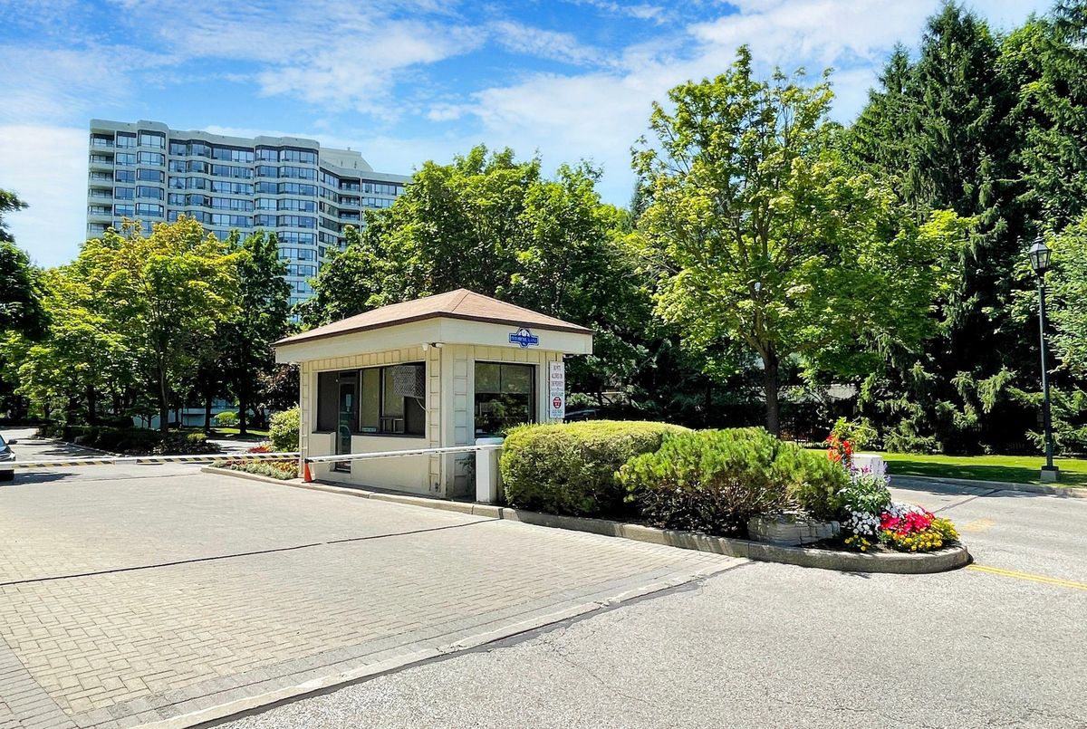 1131 Steeles Avenue W Toronto 1131 Steeles Avenue W Toronto