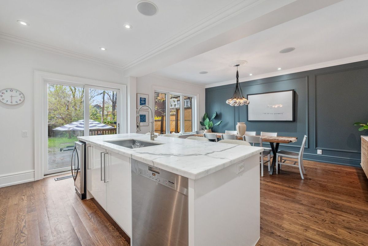 144 Howland Avenue Toronto 144 Howland Avenue Toronto