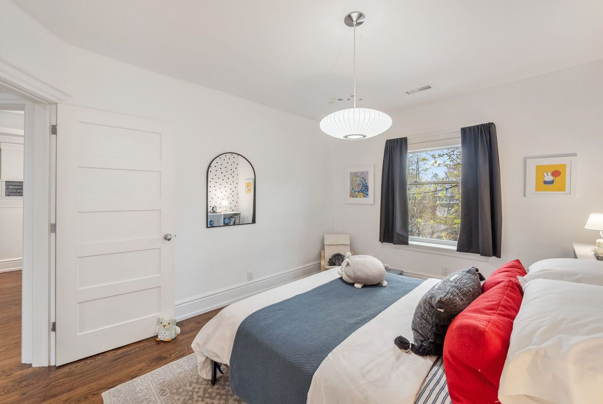 144 Howland Avenue Toronto 144 Howland Avenue Toronto