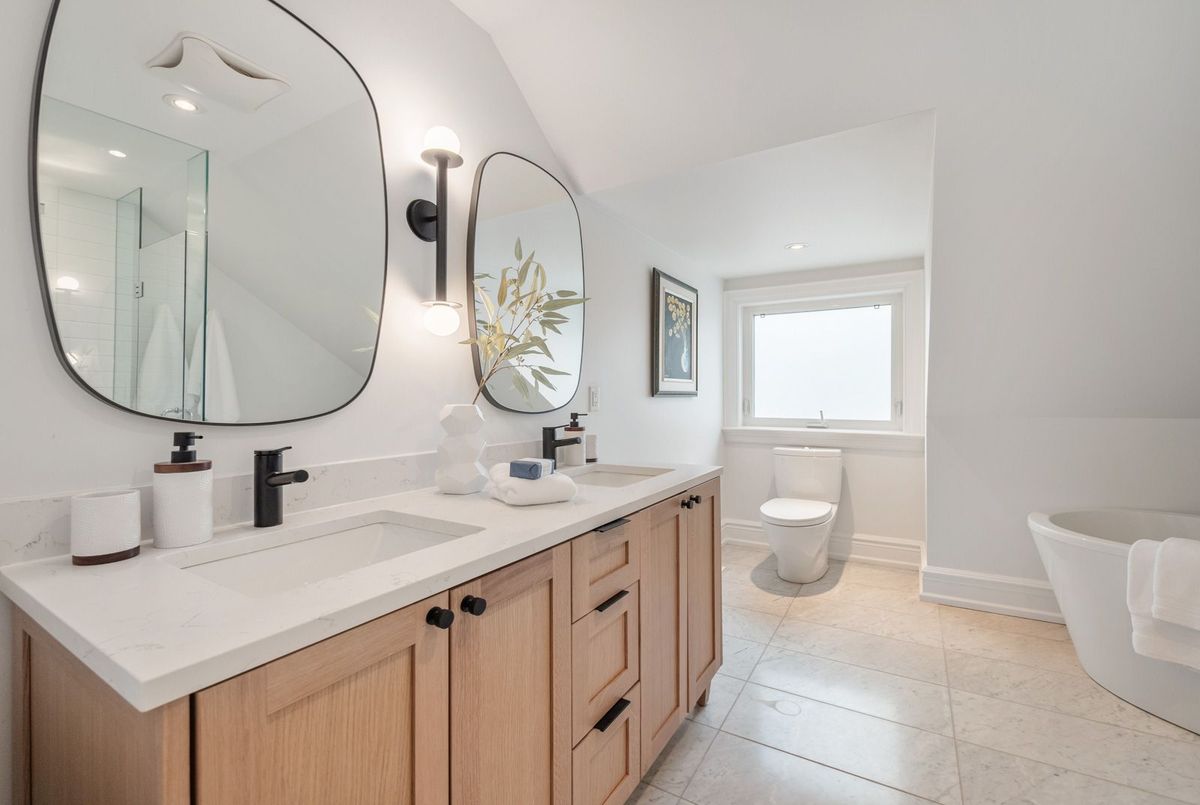 144 Howland Avenue Toronto 144 Howland Avenue Toronto
