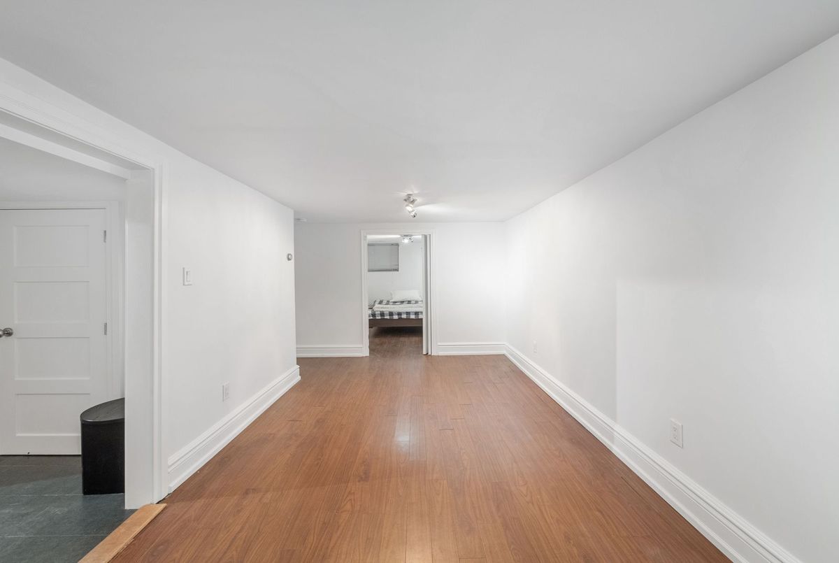 144 Howland Avenue Toronto 144 Howland Avenue Toronto