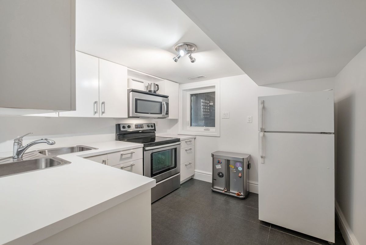 144 Howland Avenue Toronto 144 Howland Avenue Toronto