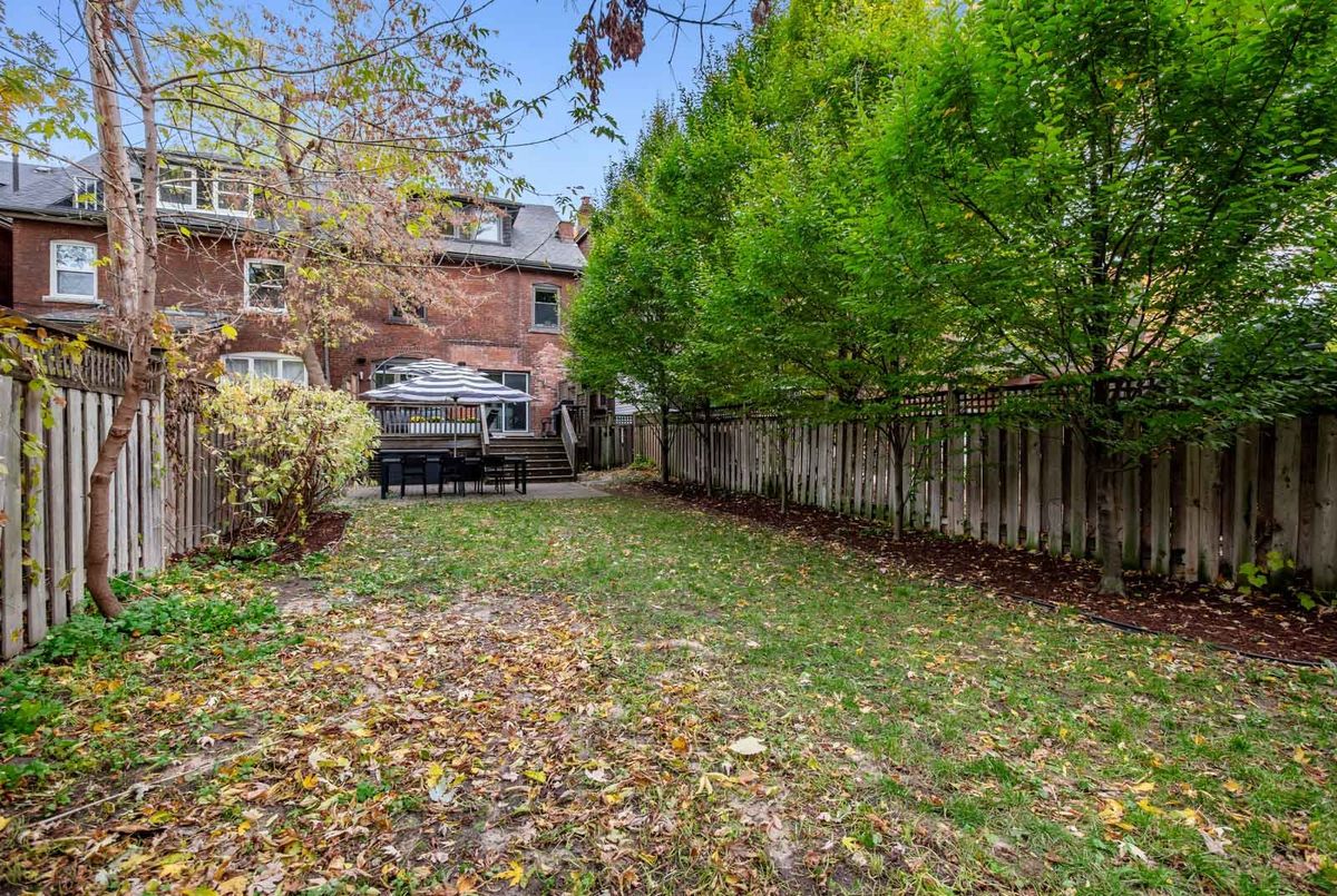 144 Howland Avenue Toronto 144 Howland Avenue Toronto