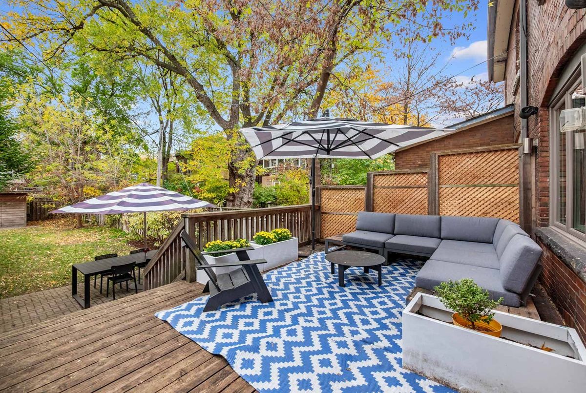 144 Howland Avenue Toronto 144 Howland Avenue Toronto