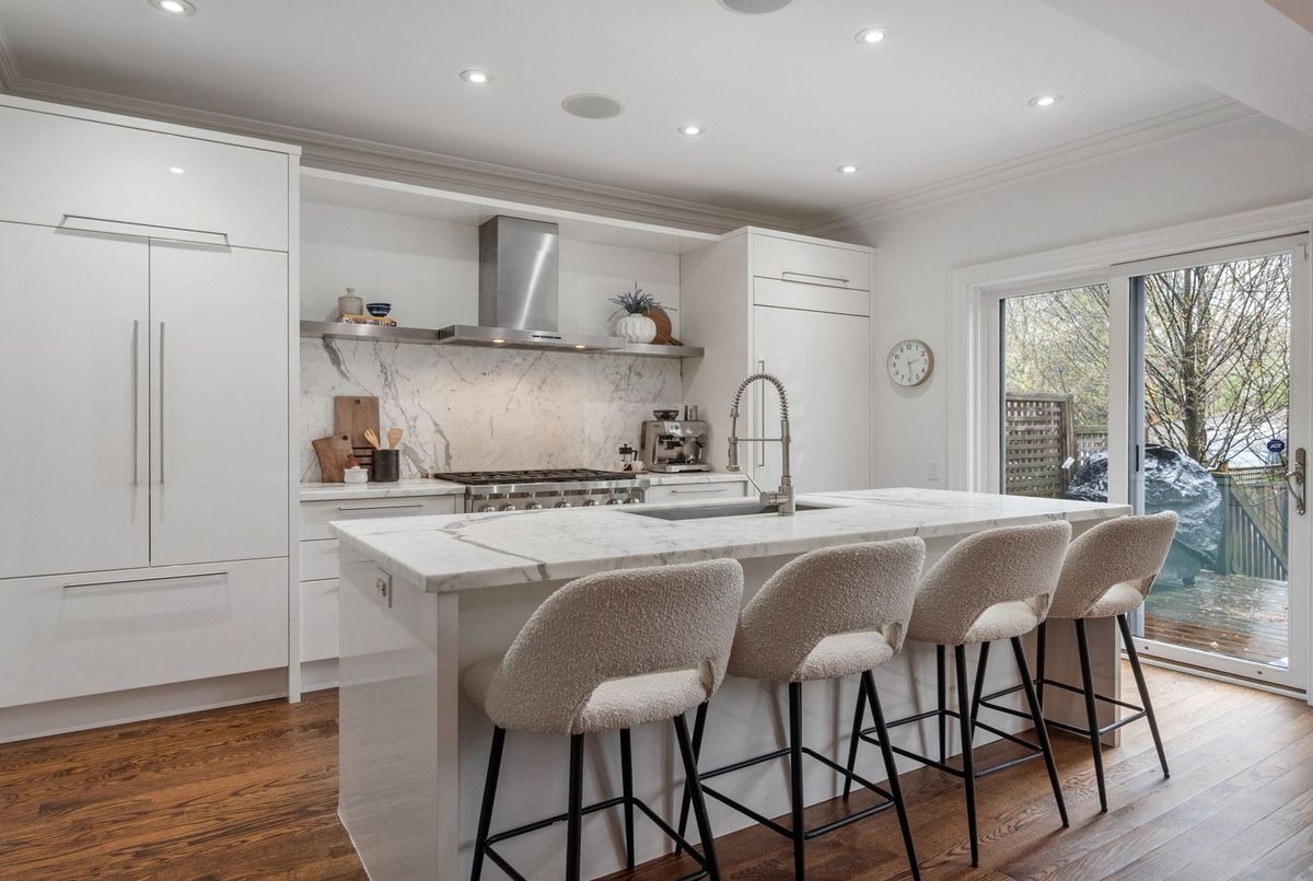 144 Howland Avenue Toronto 144 Howland Avenue Toronto