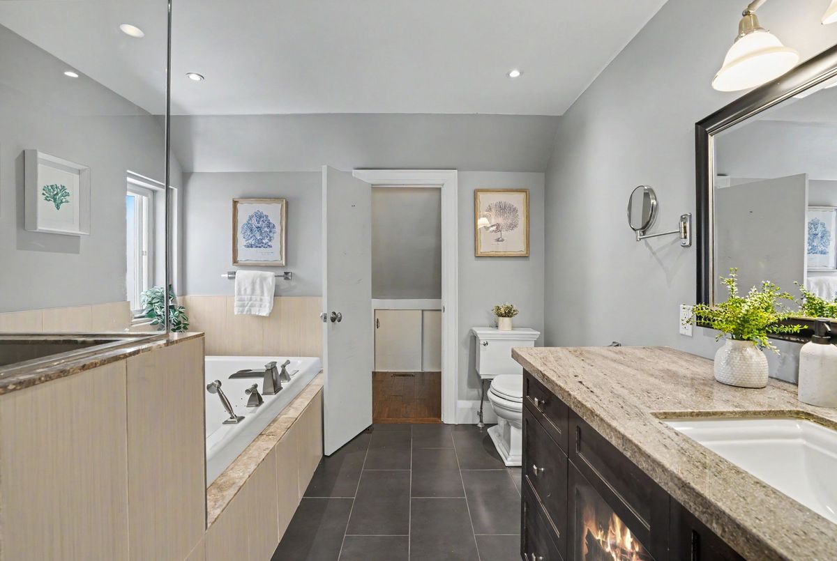483 Roehampton Avenue Toronto 483 Roehampton Avenue Toronto