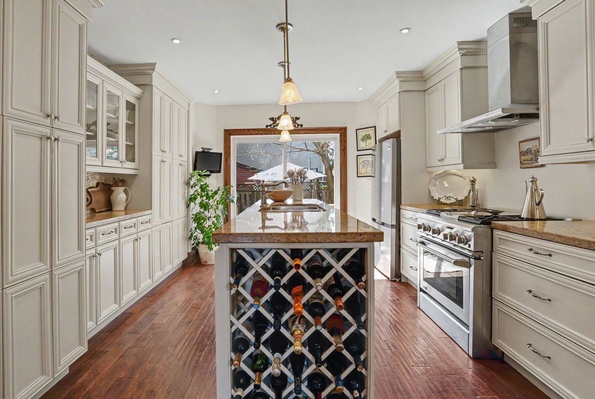 483 Roehampton Avenue Toronto 483 Roehampton Avenue Toronto
