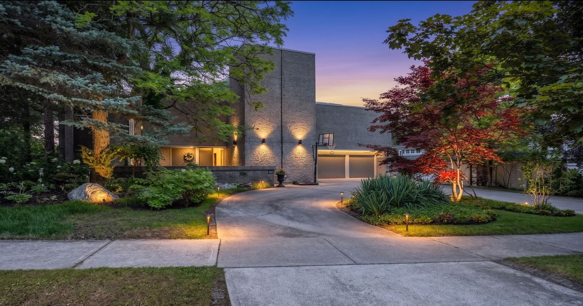 10 Penwood Crescent Toronto