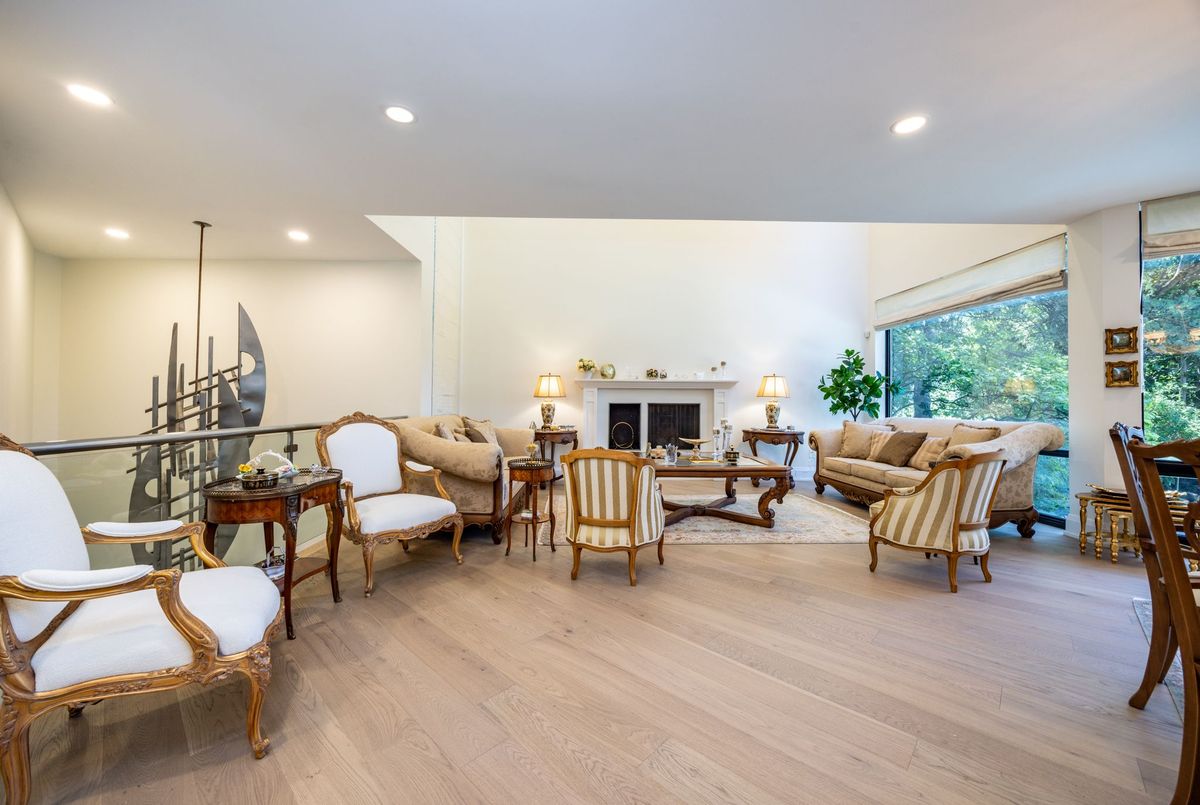 10 Penwood Crescent Toronto 10 Penwood Crescent Toronto