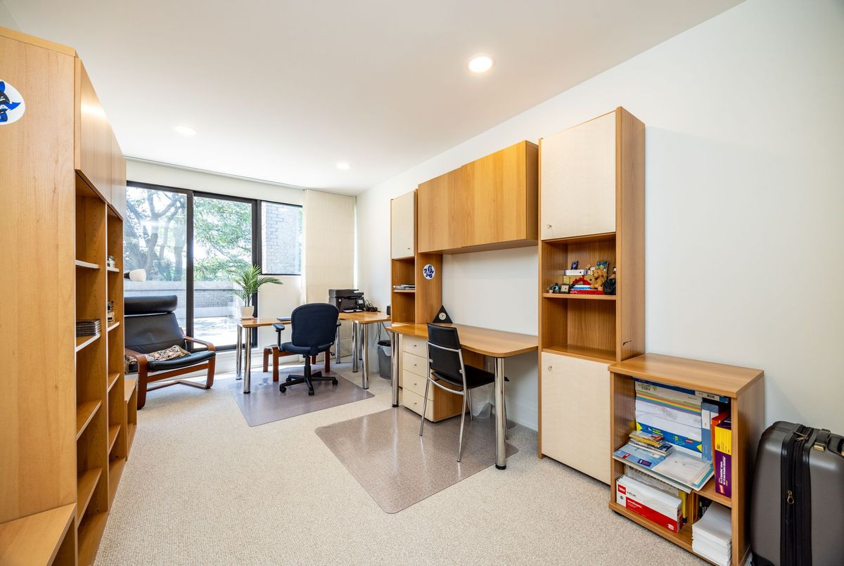 10 Penwood Crescent Toronto 10 Penwood Crescent Toronto