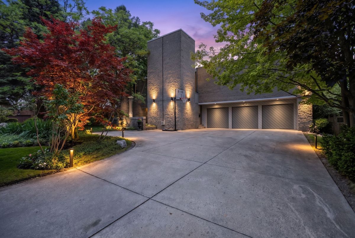 10 Penwood Crescent Toronto 10 Penwood Crescent Toronto