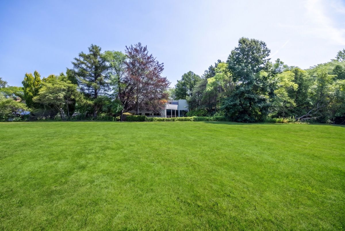10 Penwood Crescent Toronto 10 Penwood Crescent Toronto