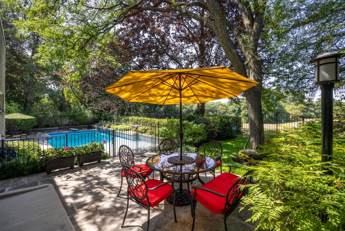 10 Penwood Crescent Toronto 10 Penwood Crescent Toronto