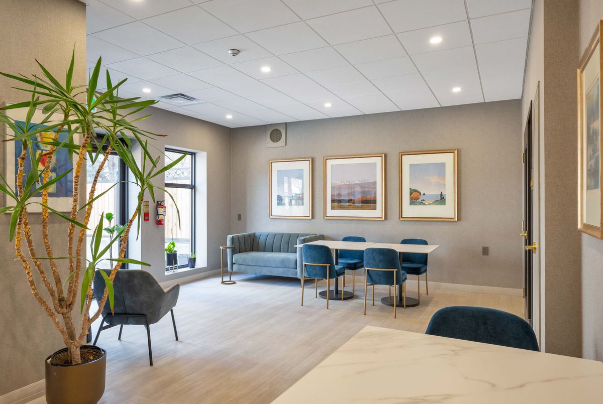 1 Deer Park Crescent Toronto 1 Deer Park Crescent Toronto