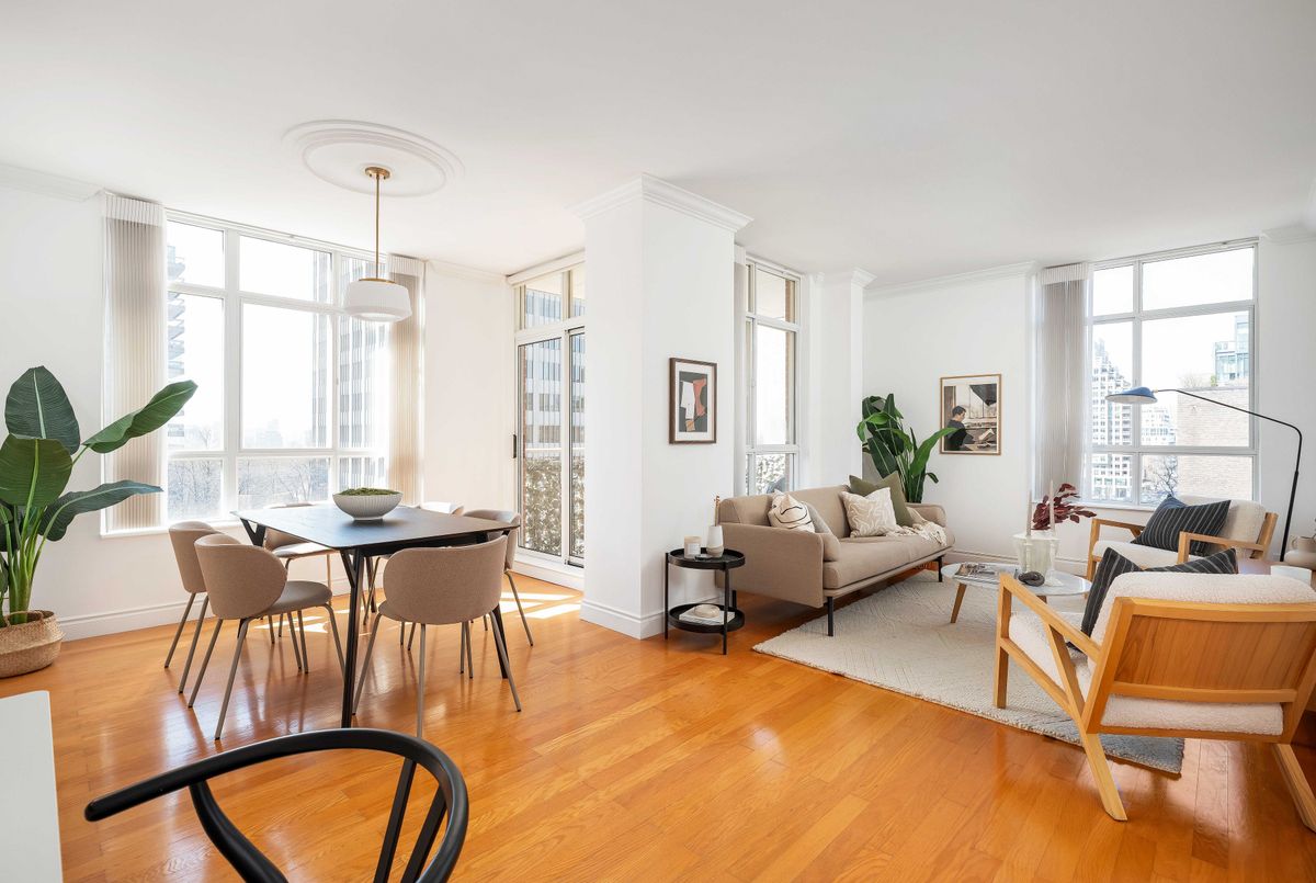 1 Deer Park Crescent Toronto 1 Deer Park Crescent Toronto