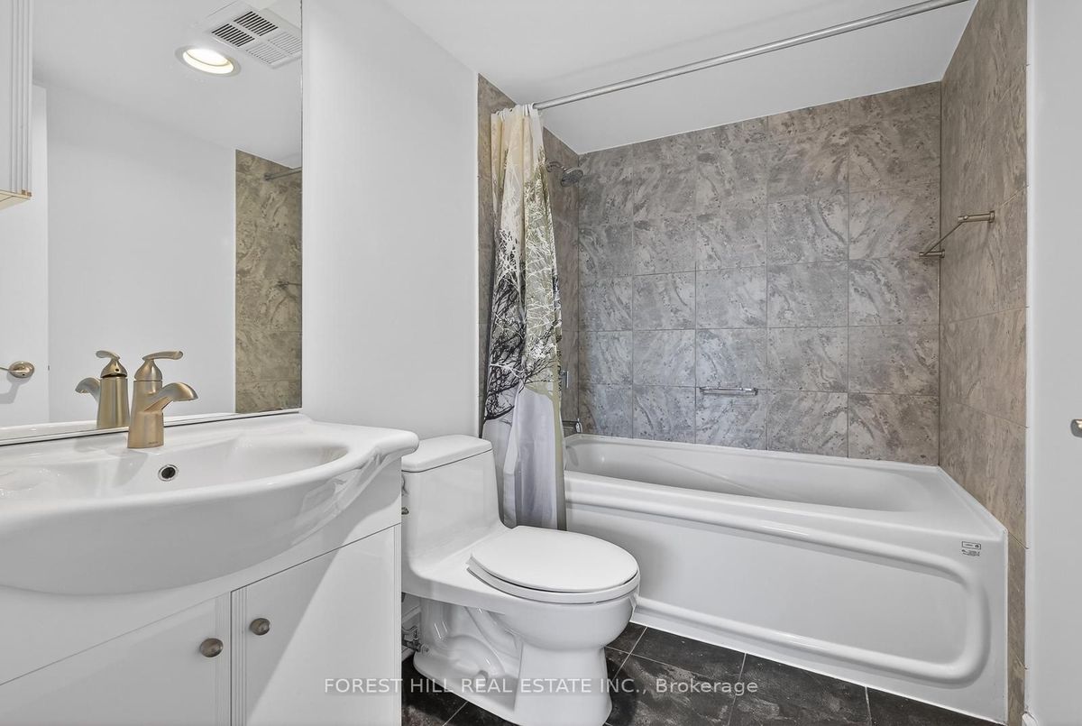 16 Harrison Garden Boulevard Toronto 16 Harrison Garden Boulevard Toronto
