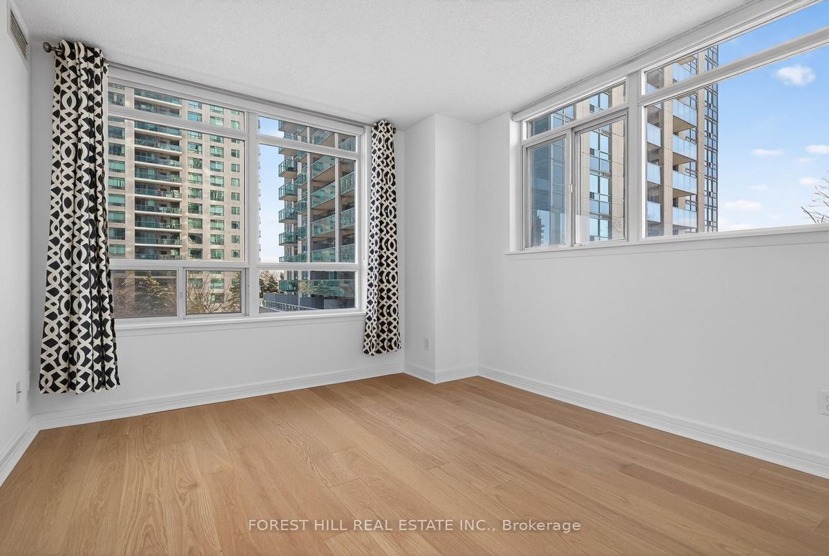 16 Harrison Garden Boulevard Toronto 16 Harrison Garden Boulevard Toronto
