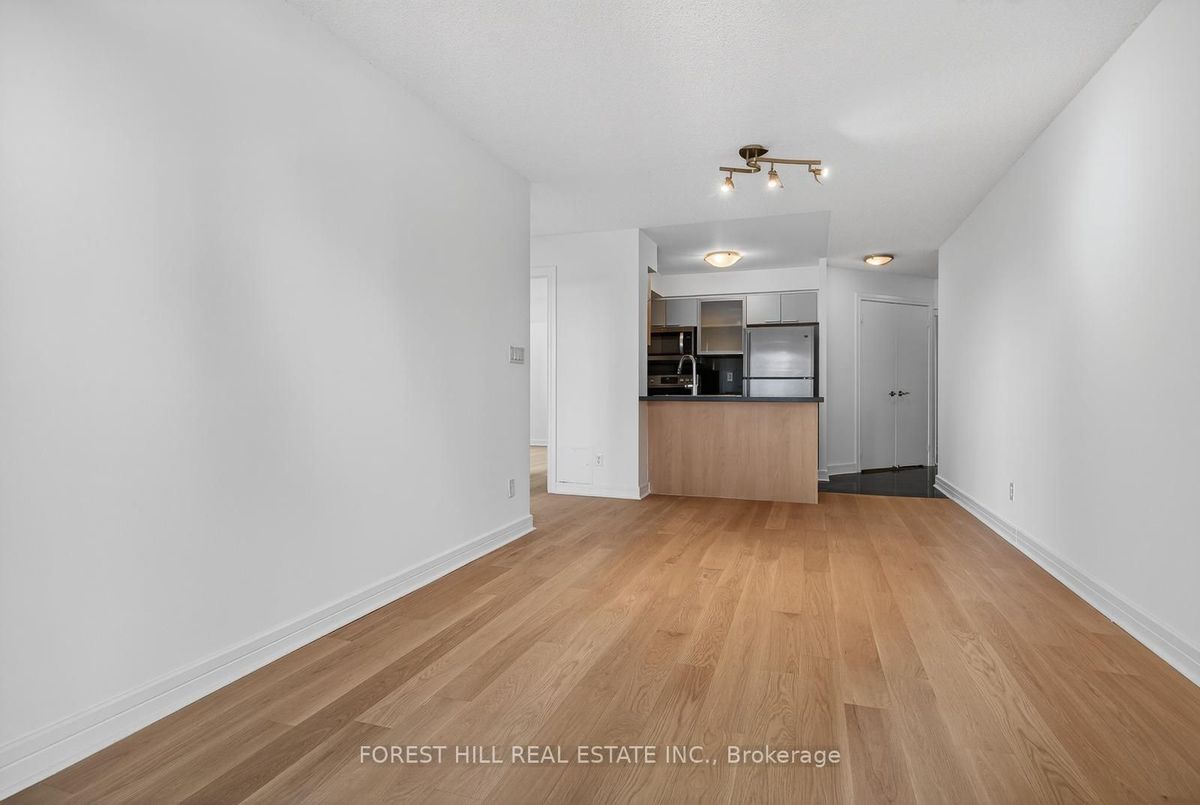 16 Harrison Garden Boulevard Toronto 16 Harrison Garden Boulevard Toronto