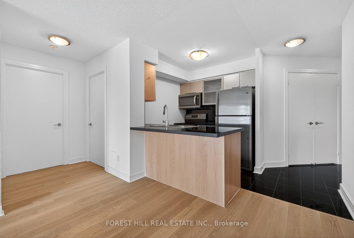 16 Harrison Garden Boulevard Toronto 16 Harrison Garden Boulevard Toronto