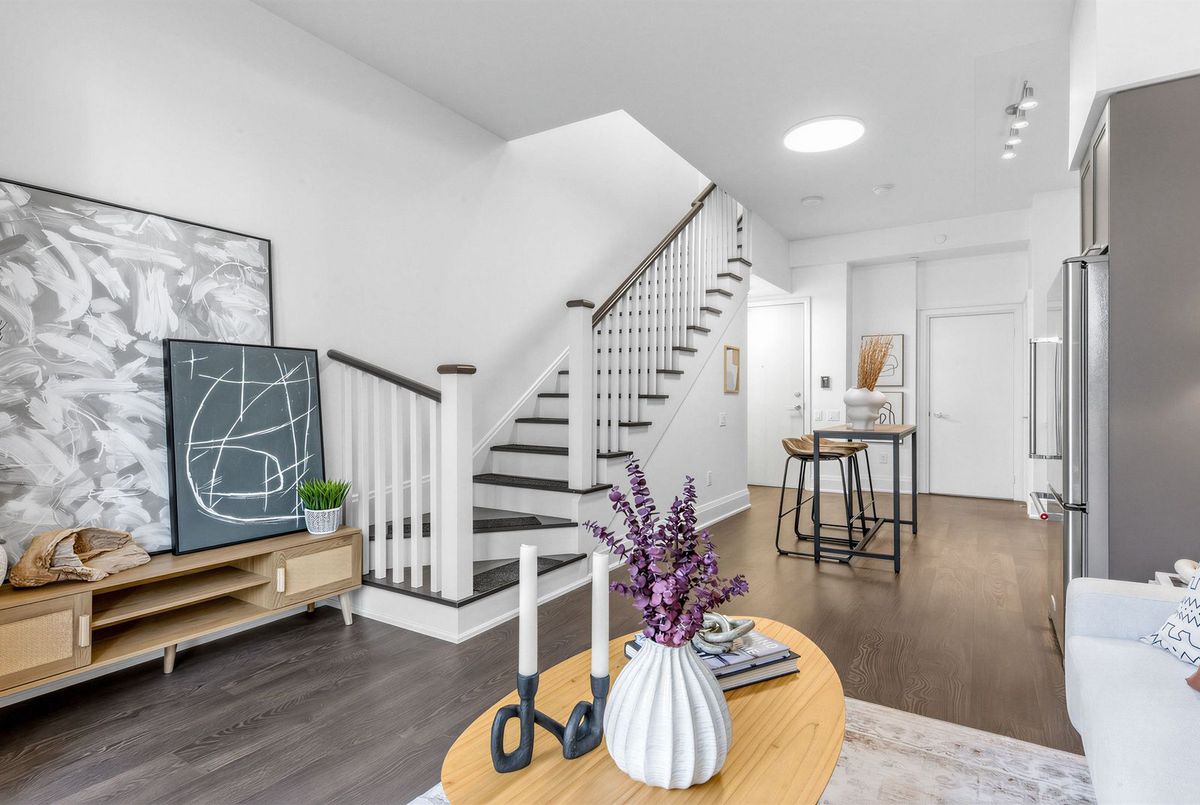 30 Roehampton Avenue Toronto 30 Roehampton Avenue Toronto
