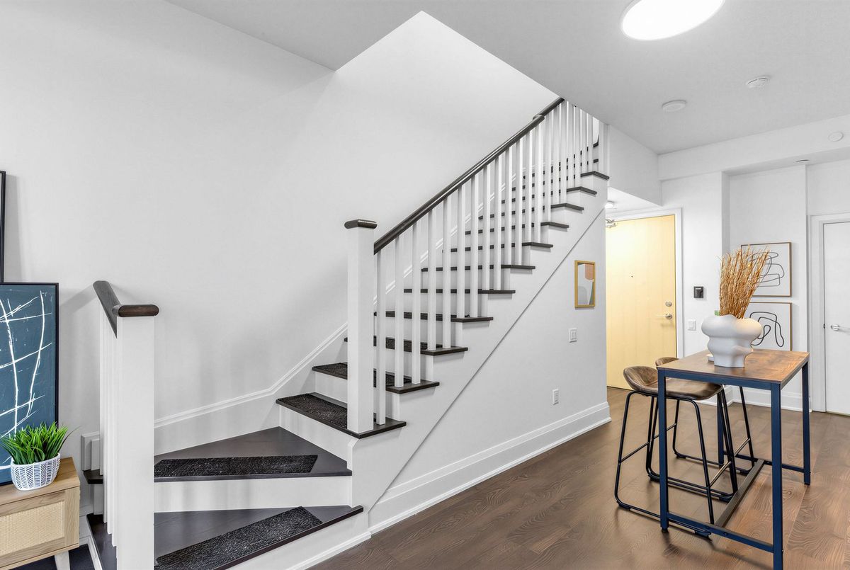30 Roehampton Avenue Toronto 30 Roehampton Avenue Toronto
