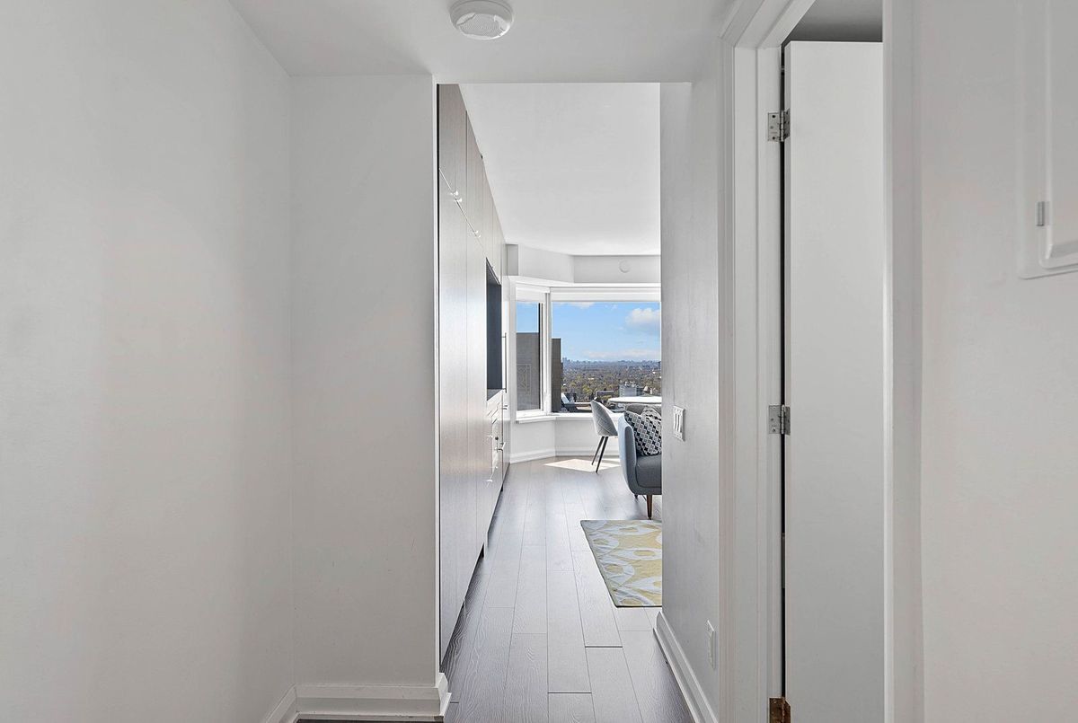 155 Yorkville Avenue Toronto 155 Yorkville Avenue Toronto