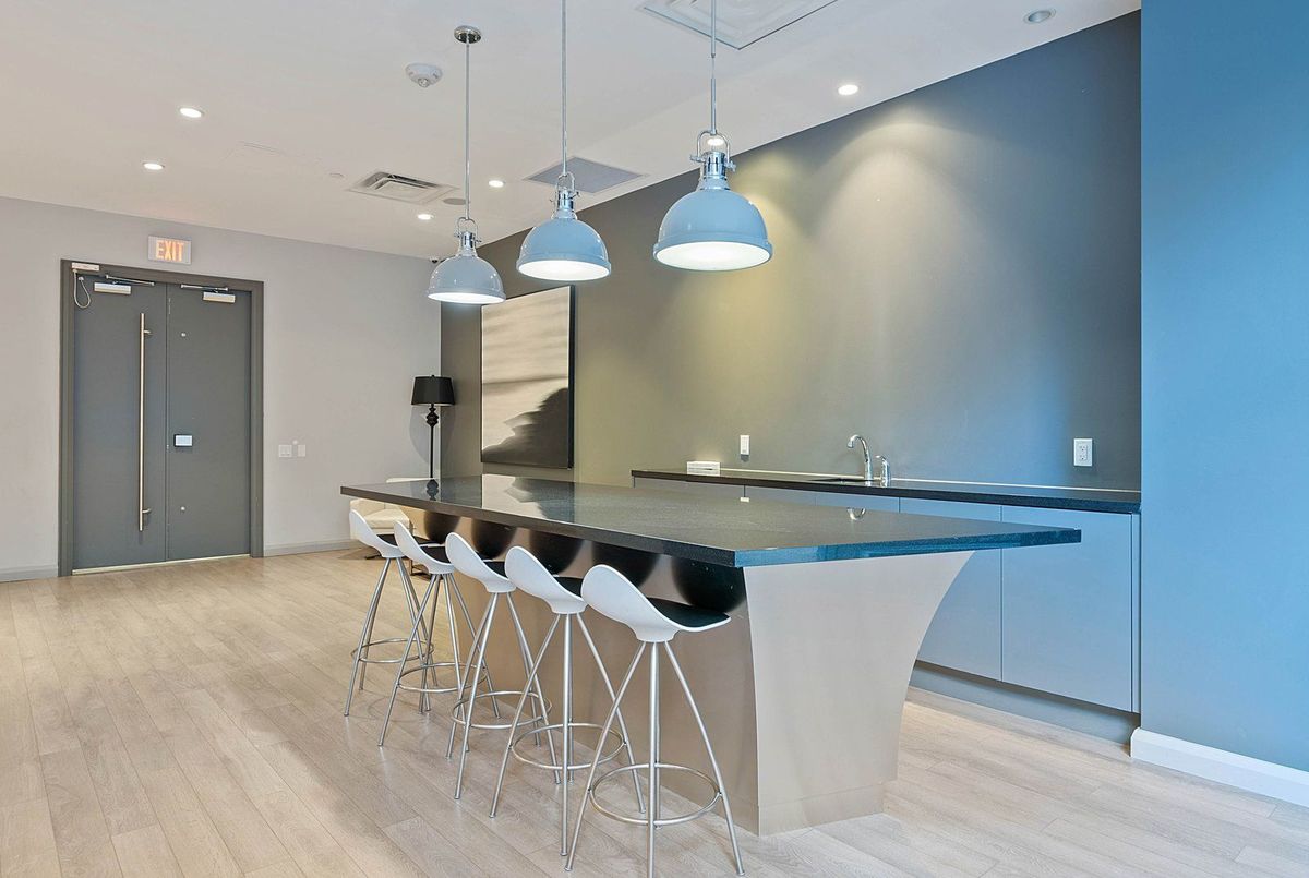 155 Yorkville Avenue Toronto 155 Yorkville Avenue Toronto