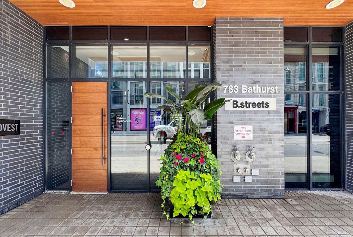 783 Bathurst Street Toronto 783 Bathurst Street Toronto