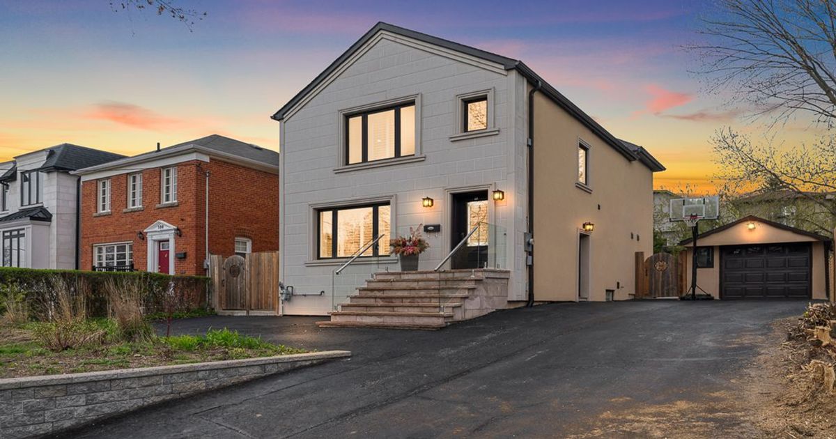 98 Poyntz Avenue Toronto