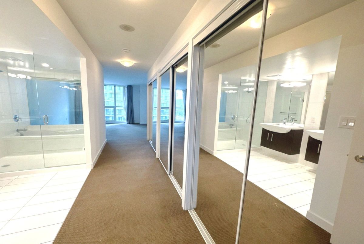 8 Telegram Mews Toronto 8 Telegram Mews Toronto