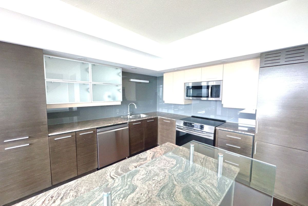 8 Telegram Mews Toronto 8 Telegram Mews Toronto