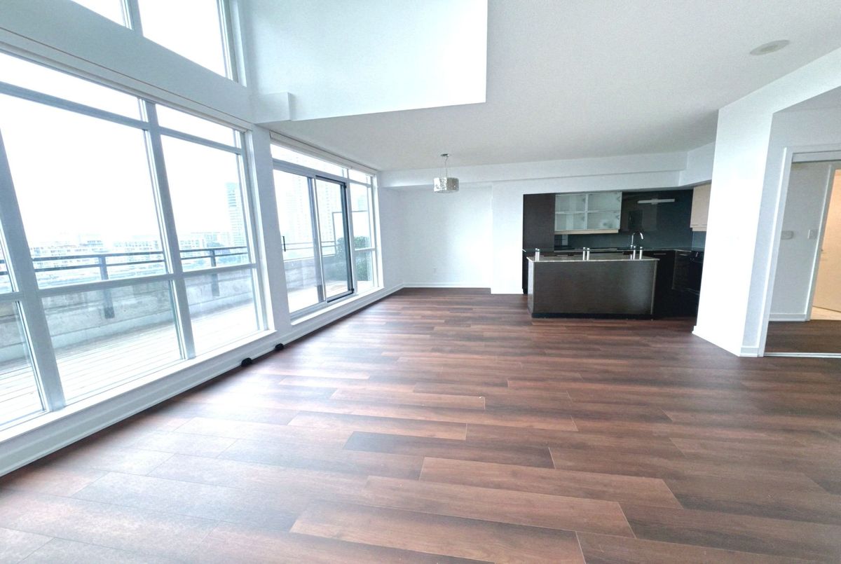 8 Telegram Mews Toronto 8 Telegram Mews Toronto