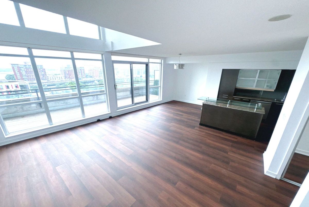 8 Telegram Mews Toronto 8 Telegram Mews Toronto