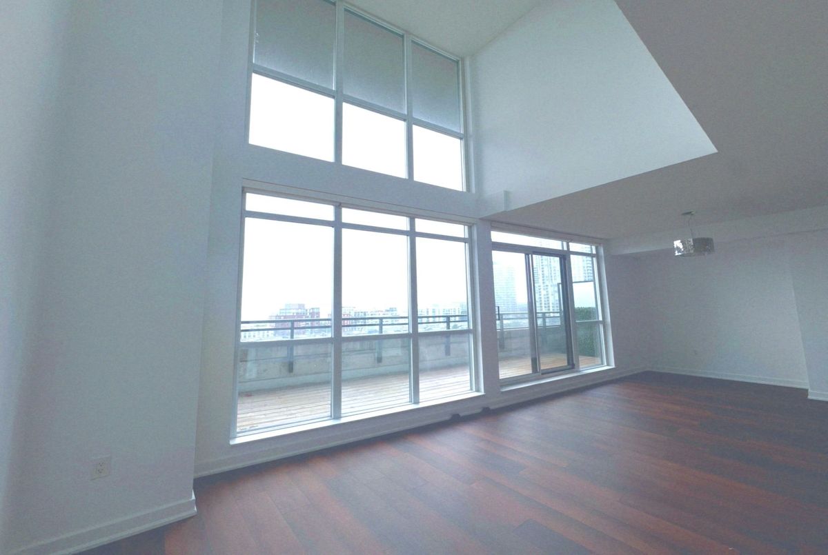 8 Telegram Mews Toronto 8 Telegram Mews Toronto