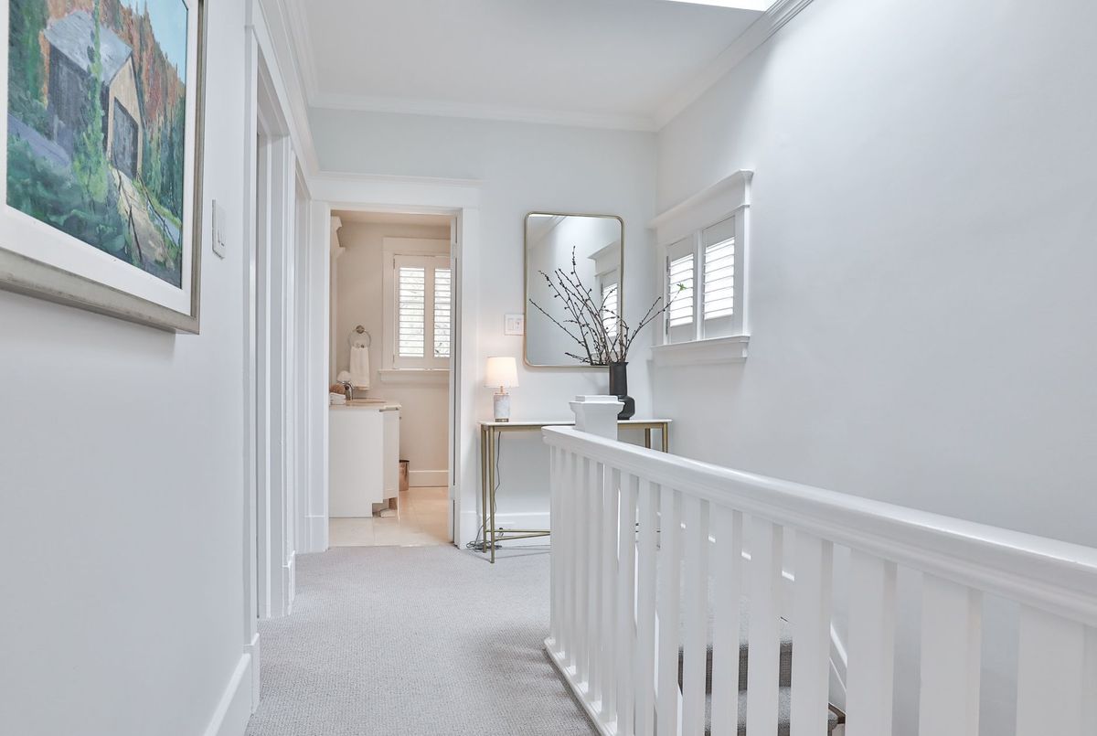 102 Snowdon Avenue Toronto 102 Snowdon Avenue Toronto
