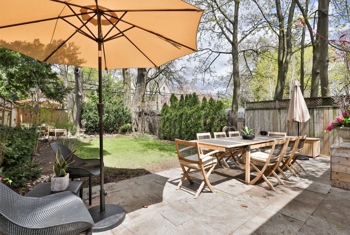 102 Snowdon Avenue Toronto 102 Snowdon Avenue Toronto