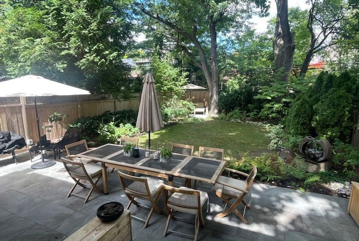 102 Snowdon Avenue Toronto 102 Snowdon Avenue Toronto