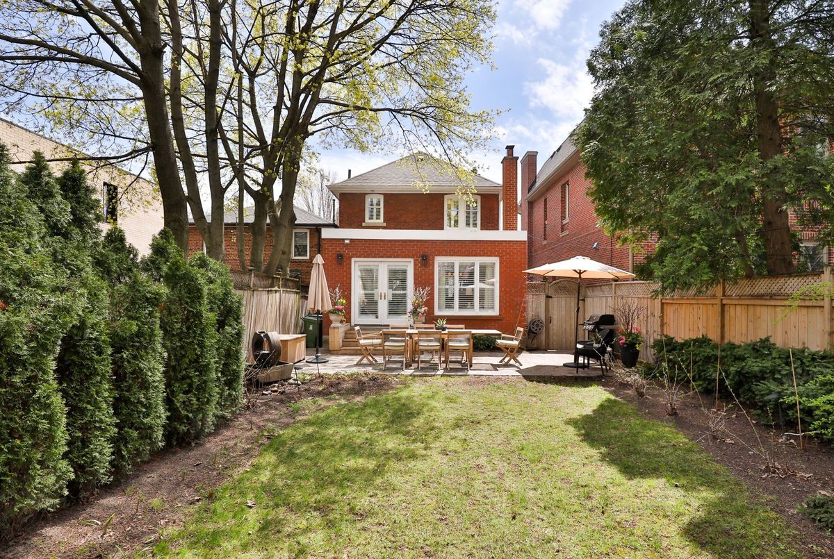 102 Snowdon Avenue Toronto 102 Snowdon Avenue Toronto