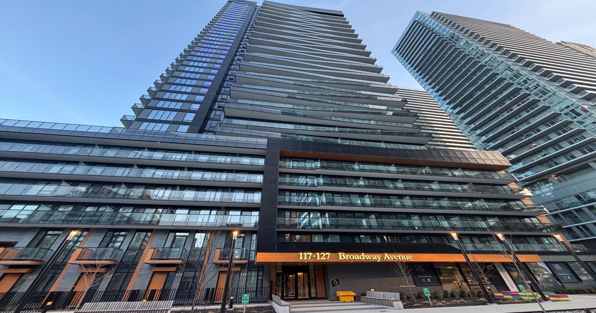 117 Broadway Avenue Toronto