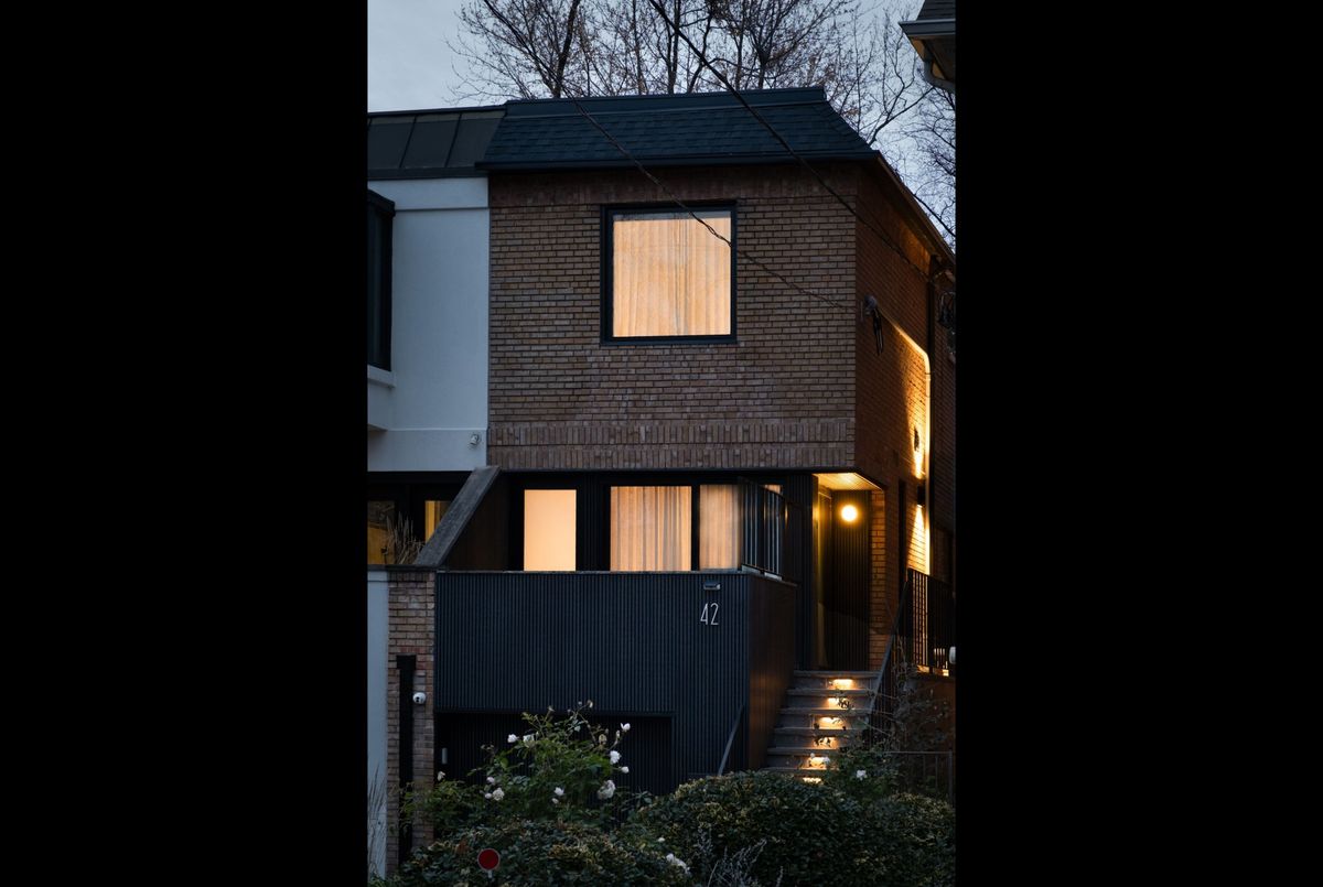 42 Clarendon Avenue Toronto 42 Clarendon Avenue Toronto