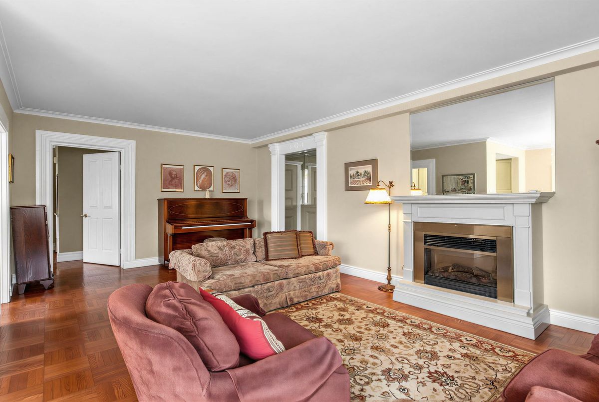 30 Elm Avenue Toronto 30 Elm Avenue Toronto