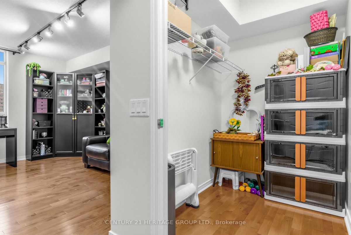 155 Beecroft Road Toronto 155 Beecroft Road Toronto