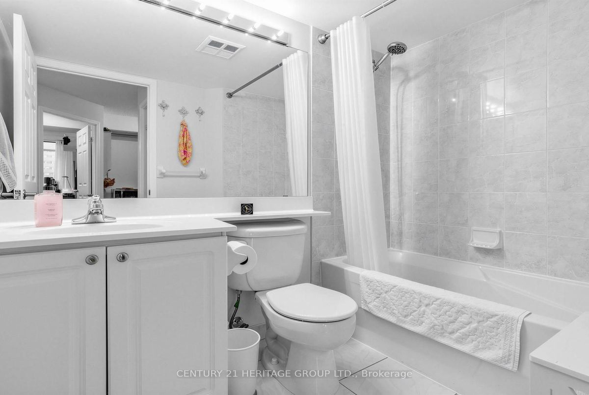 155 Beecroft Road Toronto 155 Beecroft Road Toronto
