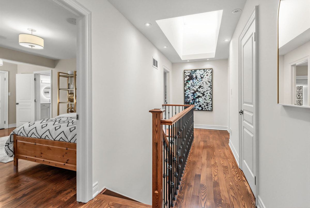 19 Menin Road Toronto 19 Menin Road Toronto