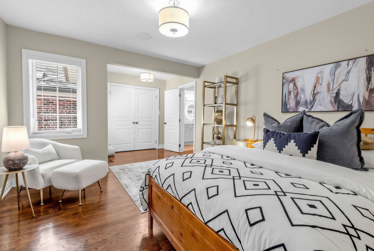 19 Menin Road Toronto 19 Menin Road Toronto
