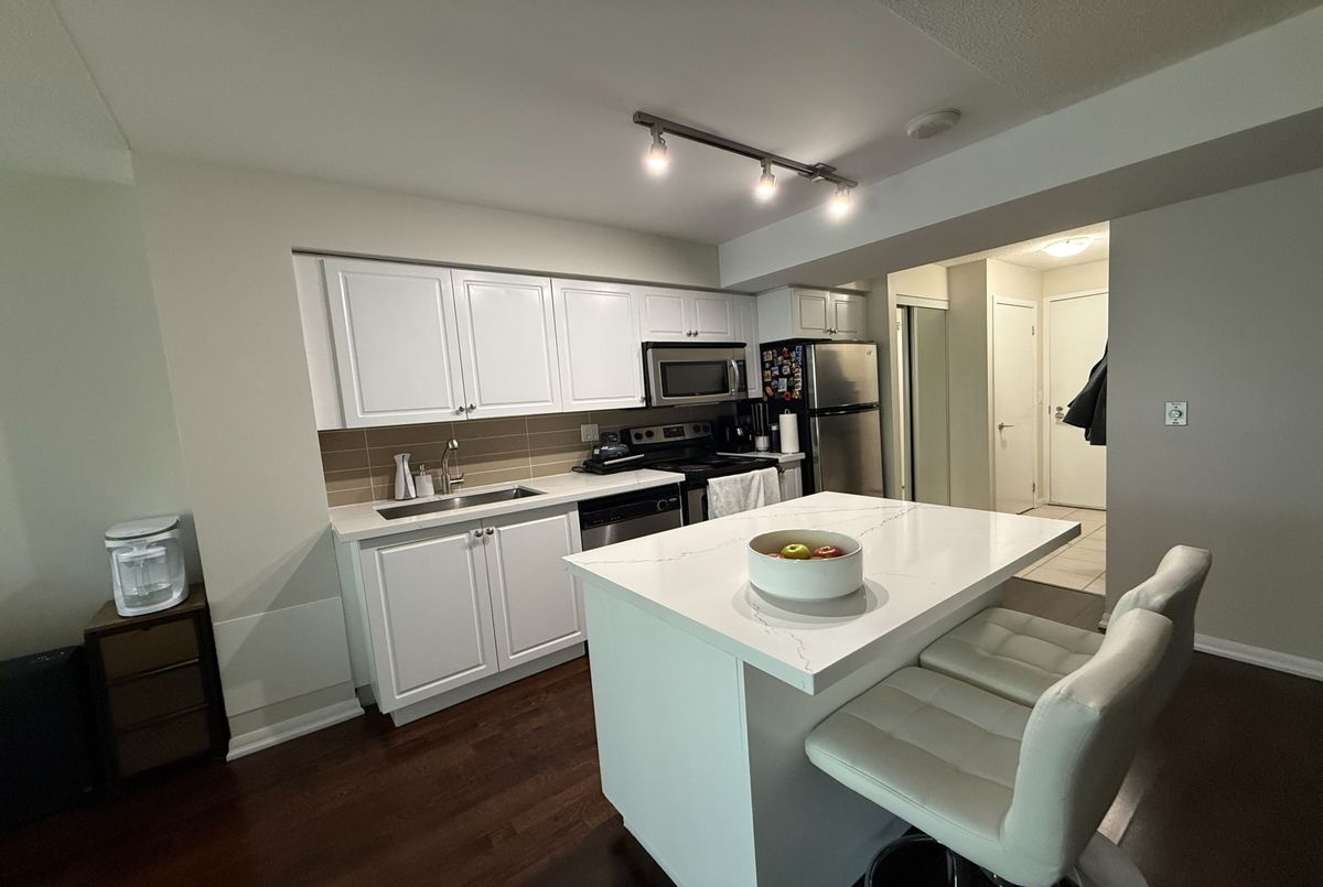 215 Fort York Boulevard Toronto 215 Fort York Boulevard Toronto