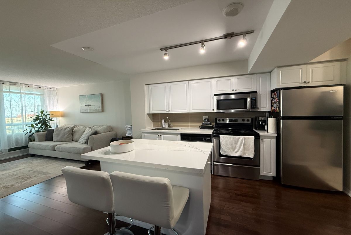 215 Fort York Boulevard Toronto 215 Fort York Boulevard Toronto