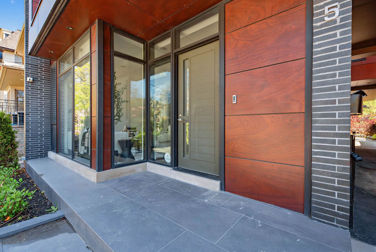 5 Braemar Avenue Toronto 5 Braemar Avenue Toronto