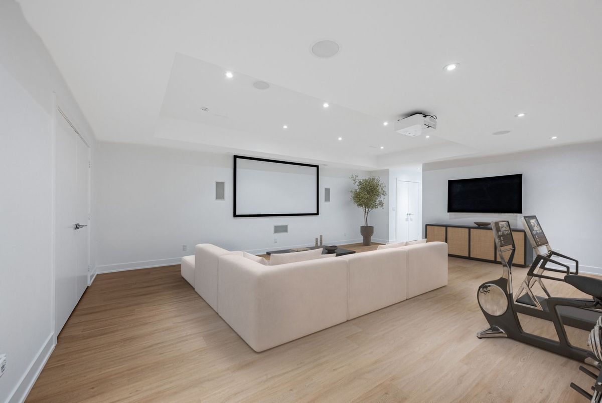 5 Braemar Avenue Toronto 5 Braemar Avenue Toronto